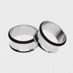 surgical-steel-single-flare-tunnel_1-web-grey_8be640b0-3632-452f-bb74-cd64dddabcd6